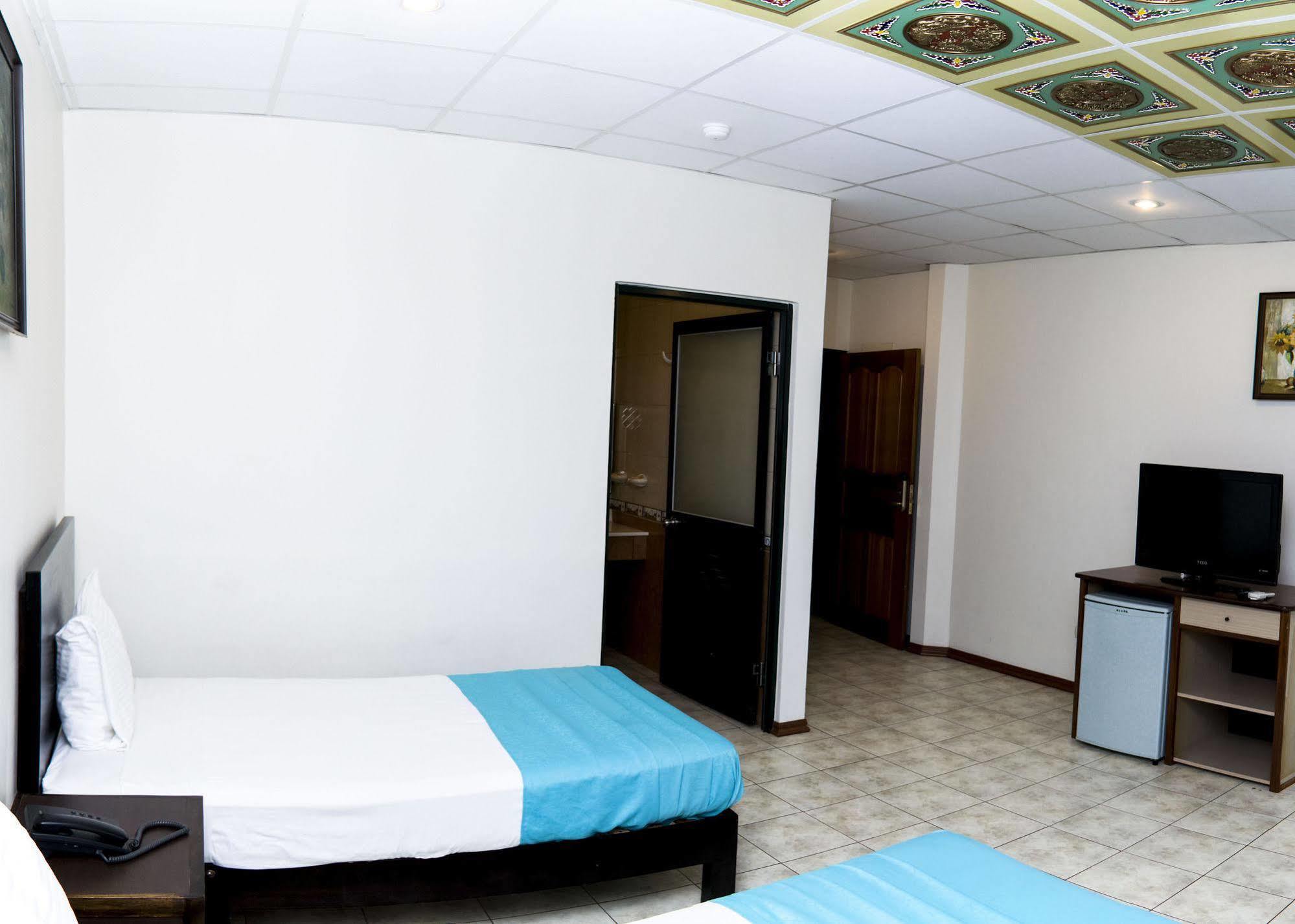 Hotel Puntarenas Beach מראה חיצוני תמונה